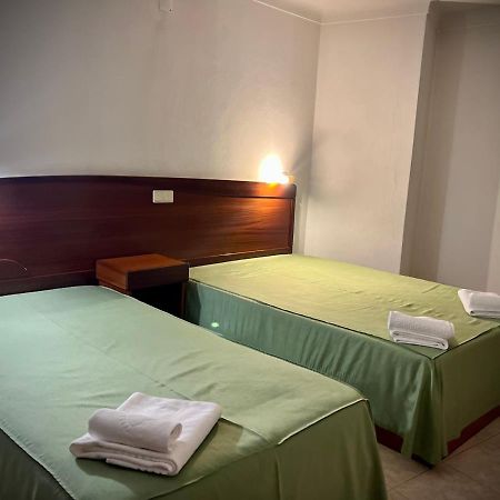 Residencial Casa Velha Hotel ปัมพิโลซา ดา แซร์ฮา ภายนอก รูปภาพ