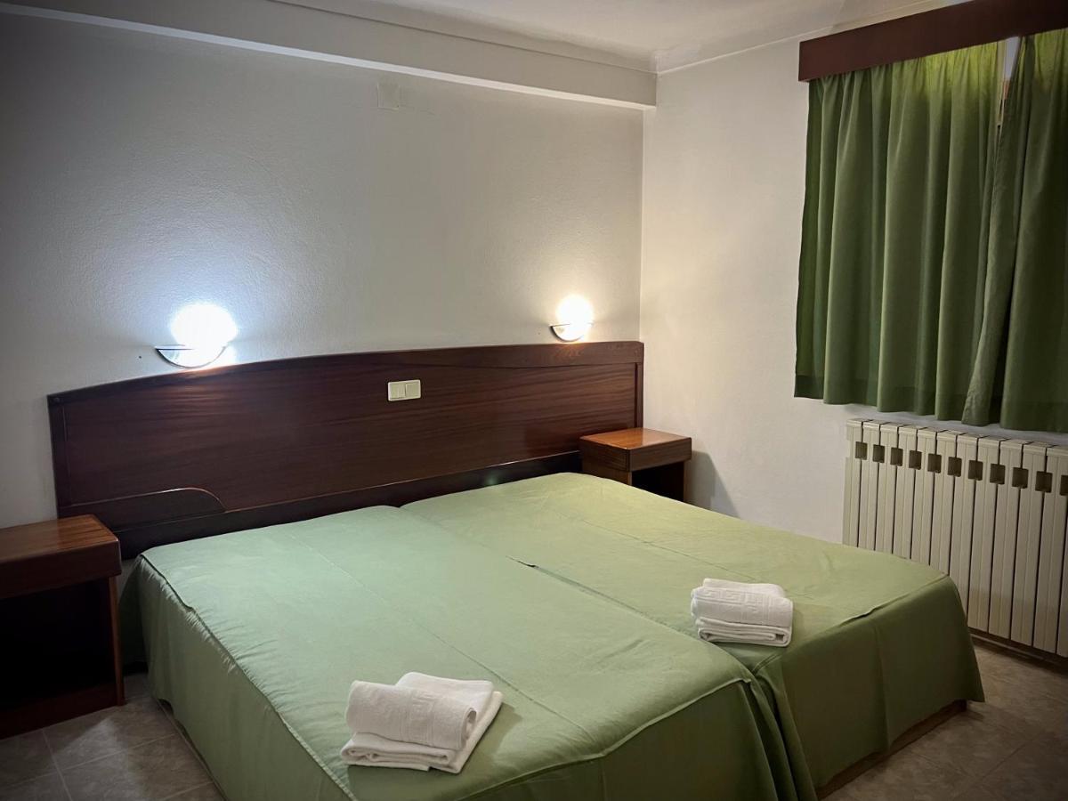 Residencial Casa Velha Hotel ปัมพิโลซา ดา แซร์ฮา ภายนอก รูปภาพ
