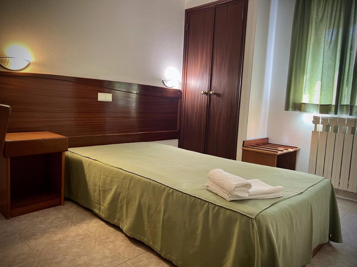 Residencial Casa Velha Hotel ปัมพิโลซา ดา แซร์ฮา ภายนอก รูปภาพ