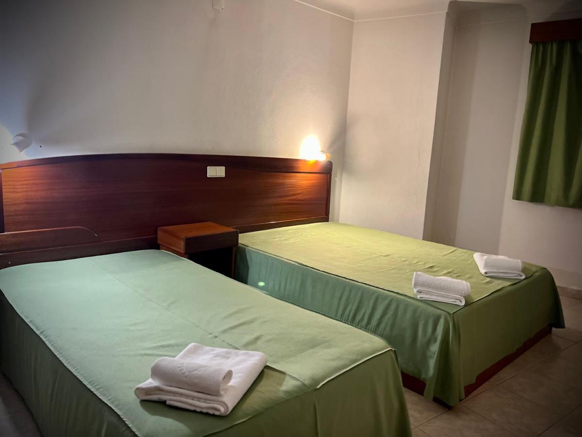 Residencial Casa Velha Hotel ปัมพิโลซา ดา แซร์ฮา ภายนอก รูปภาพ